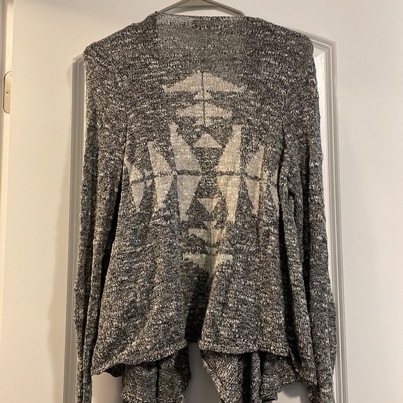 M/L Hollister Sweater - Picture 4 of 4